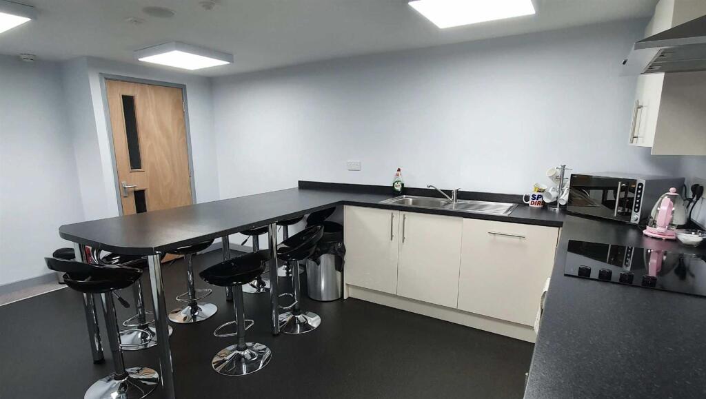 Lon Parcwr Industrial Estate, Ruthin, LL15 photo 5
