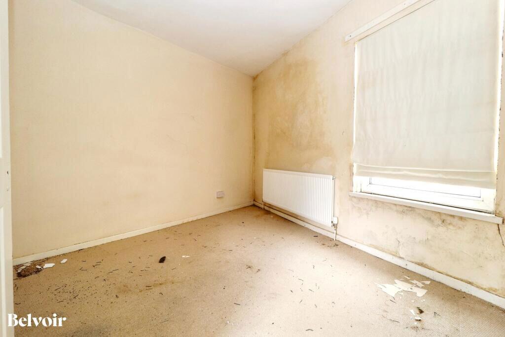 House in Treharris, Bedlinog - View 4