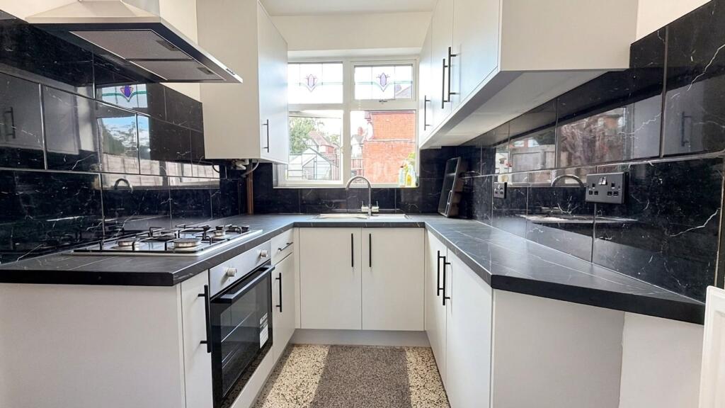 House in Leicester - View 4