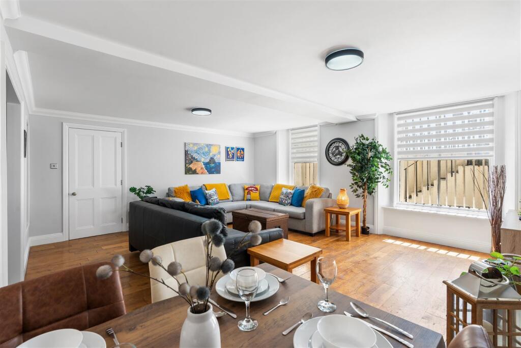 Apartment in Brighton - View 2
