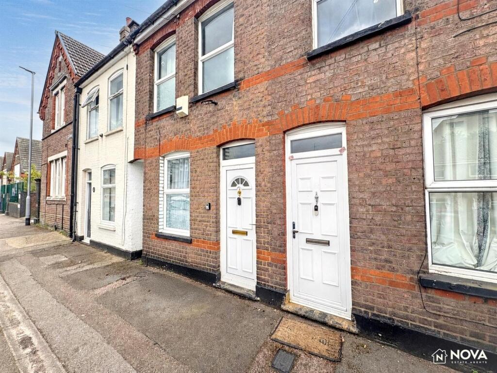 Main image of property: Surrey Street, Luton