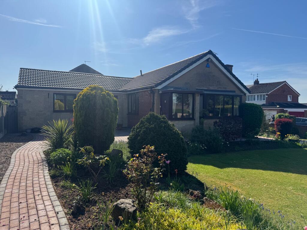 4-bed detached on Kiveton Lane, £330,000