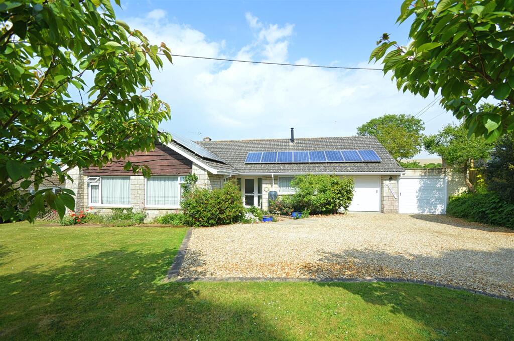 Main image of property: STUNNING COUNTRYSIDE VIEWS * WHITWELL