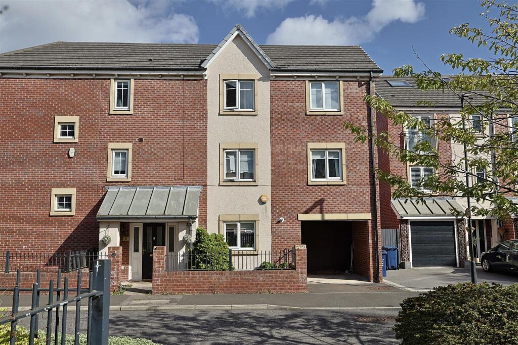 Main image of property: Manor Park, High Heaton, Newcastle Upon Tyne, NE7