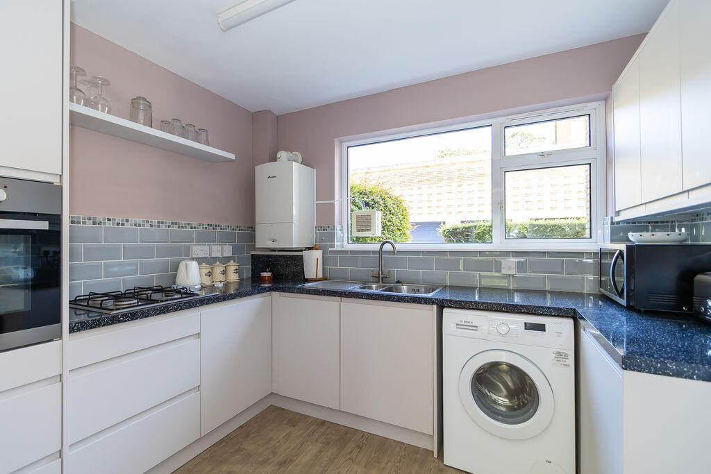 Apartment in Penarth, Vale of Glamorgan - More