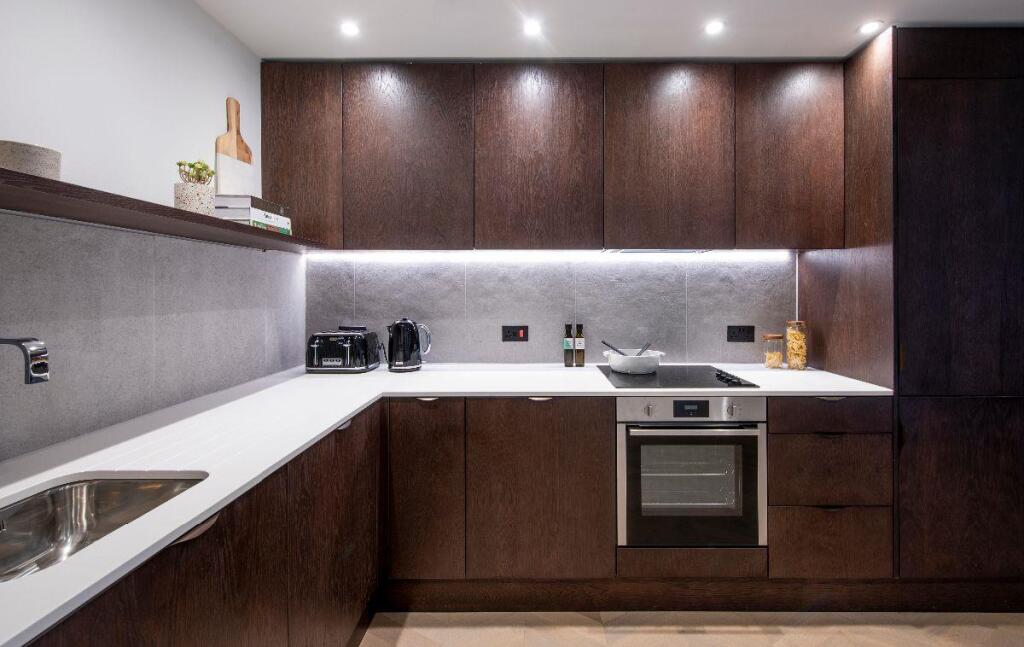 Apartment in Manchester, Hulme - View 3