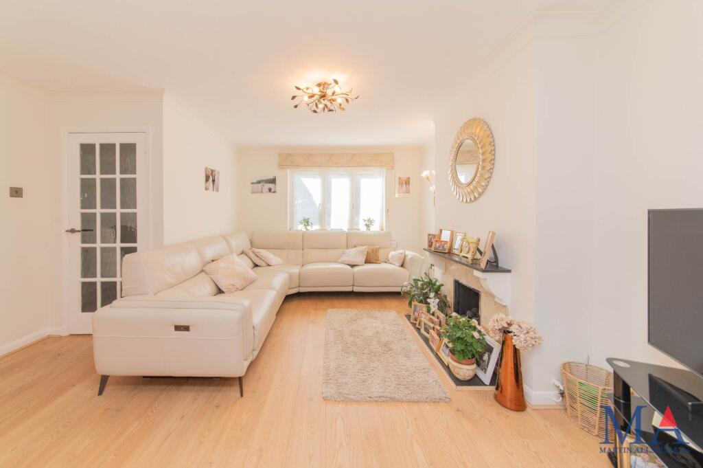 Main image of property: Nash Close, Elstree