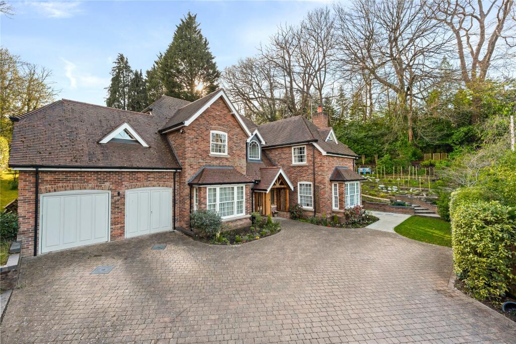 Main image of property: Janoway Hill Lane, Woking, Surrey, GU21
