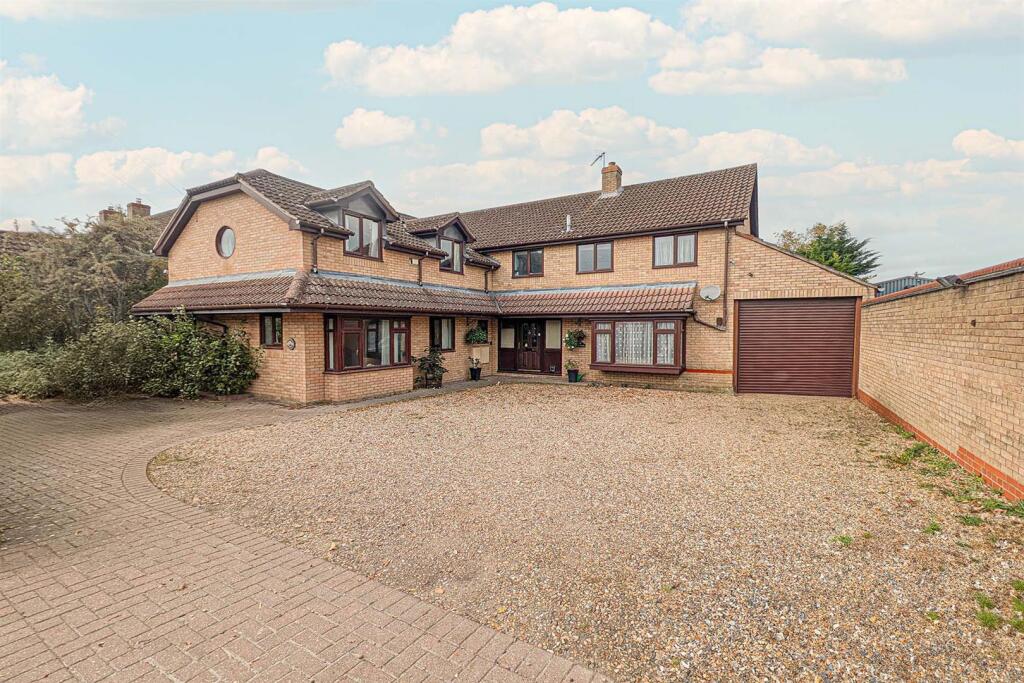 Main image of property: Ness Road, Burwell, Cambridge