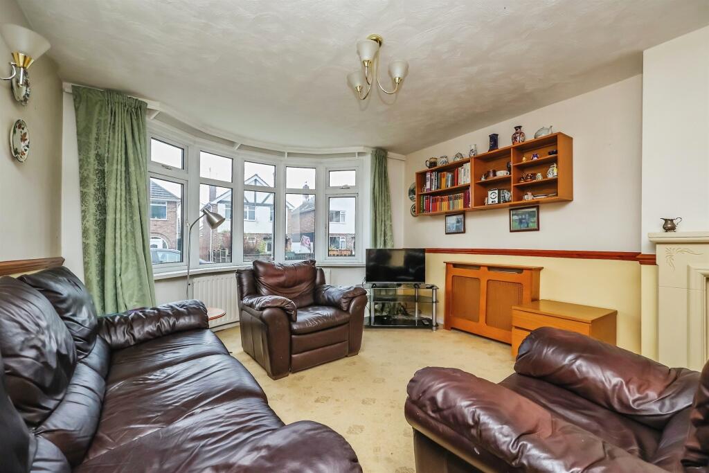 Westland Avenue, Hucknall, Nottingham photo 2