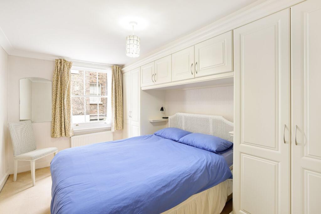 Apartment in London - View 5