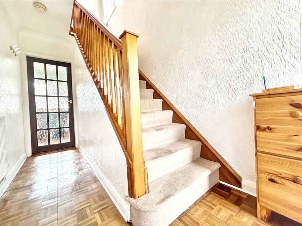 House in Ashfield, Sutton in Ashfield, Nottinghamshire - View 5
