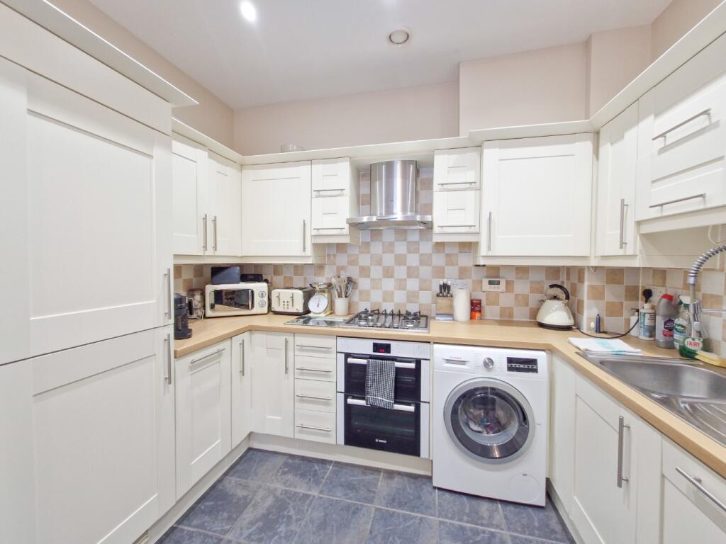 House in Northampton - View 3