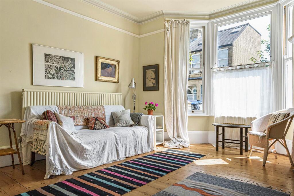 House in Cambridge - More