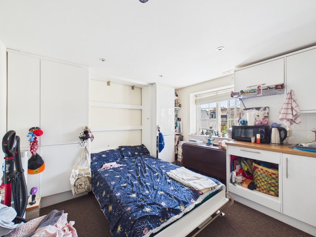 Main image of property: Bath Street, Cheltenham GL50 1YA 