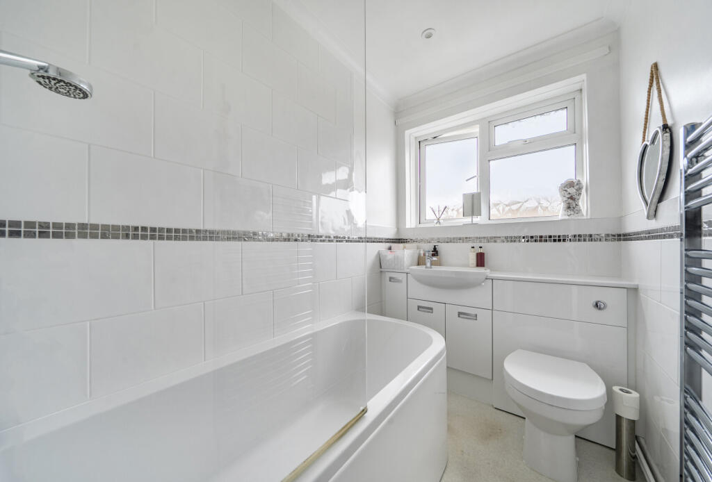 Apartment in Tonbridge - View 5