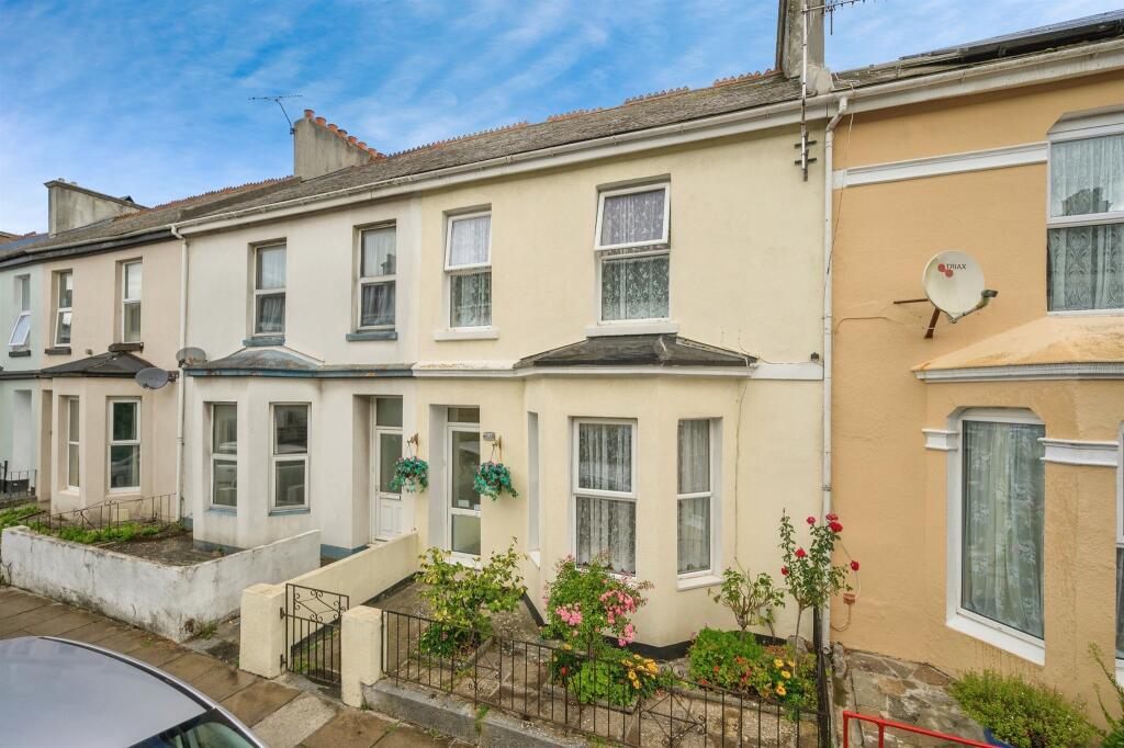 House in Plymouth, St. Judes - View 2