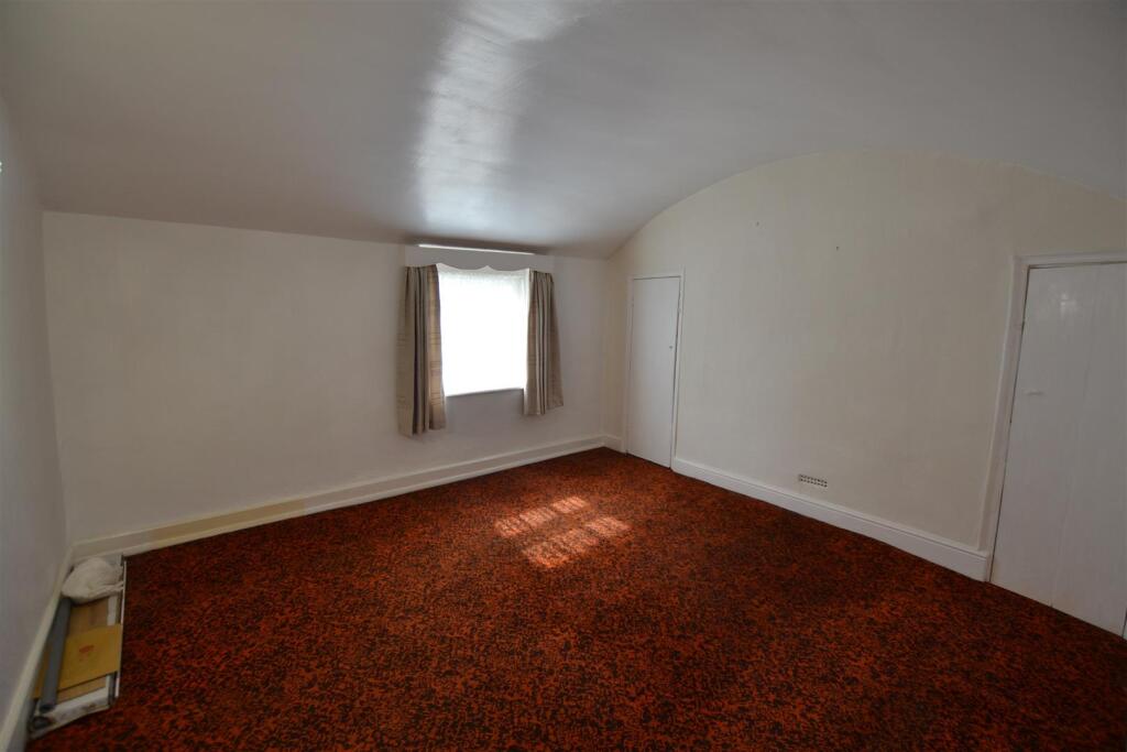 House in Leominster, Herefordshire - View 4