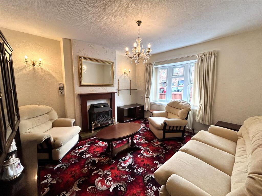 House in Amber Valley, Belper - More