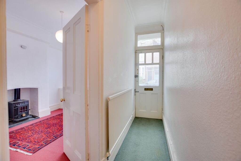 House in Leicester, Clarendon Park - View 5