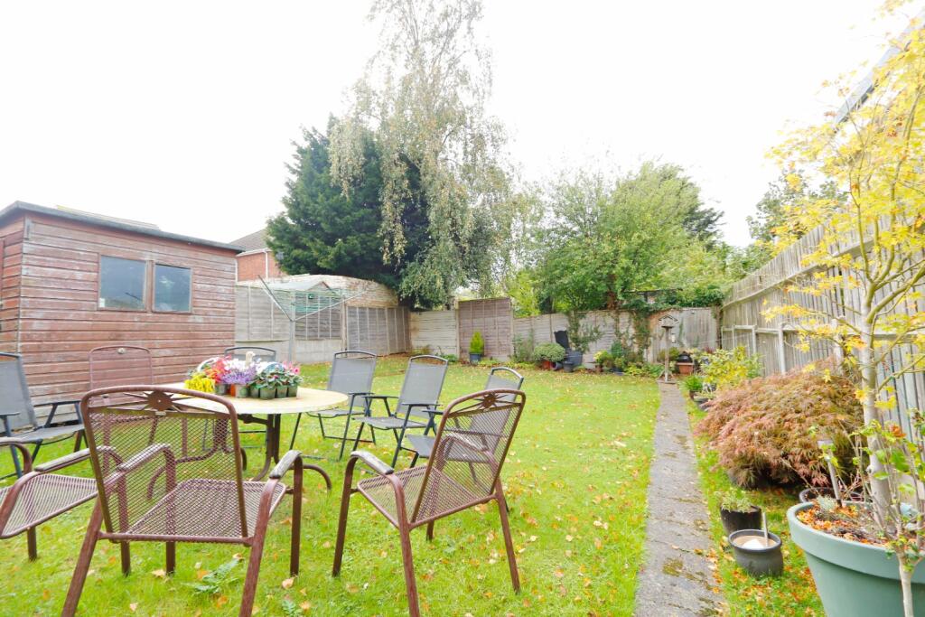 House in Castle Point, Essex - View 4