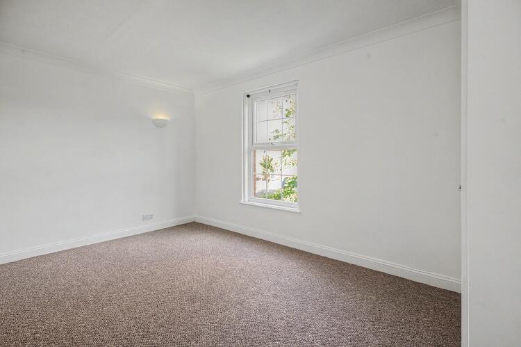 Apartment in Oxford - View 3