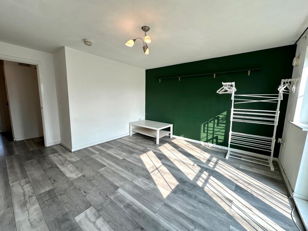 Apartment in Wolverhampton - View 3