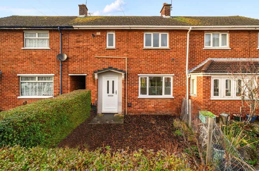 2-bed terraced on Peckforton Way, Upton, Chester, £190,000