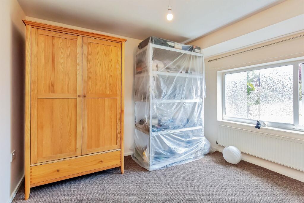 House in Corby, North Northamptonshire - More