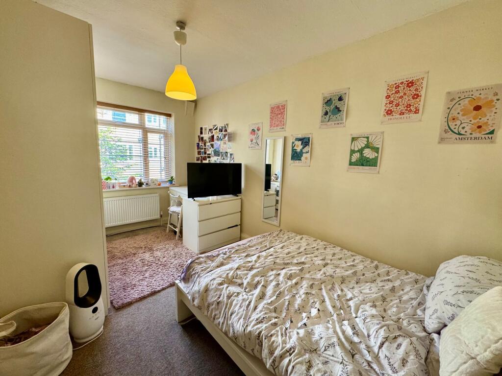 Apartment in Newcastle upon Tyne, Tyne and Wear - View 4