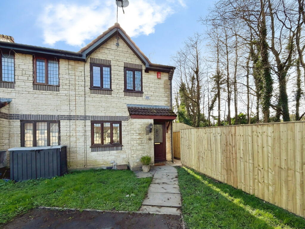 Main image of property: Ffordd Scott, Birchgrove, Swansea, SA7 9GB