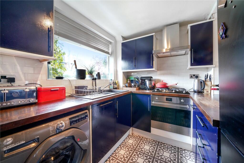 Apartment in London, Ferme Park, Crouch End - View 5