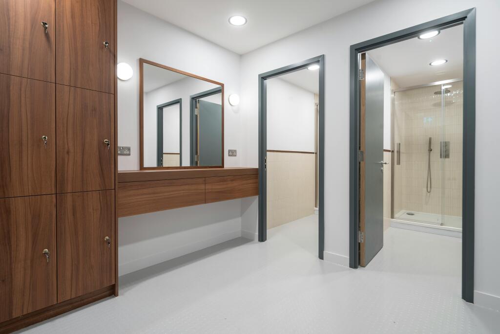 MC4362-8244-HR.jpg