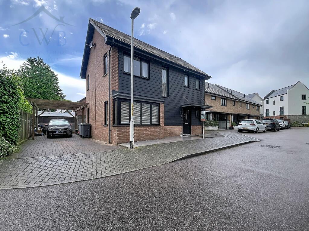 Main image of property: Beadsman Crescent, Leybourne, ME19