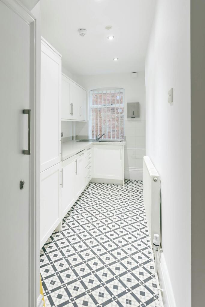 Additional image 8 of 9 Greenfield Crescent, Birmingham, B15 3AU