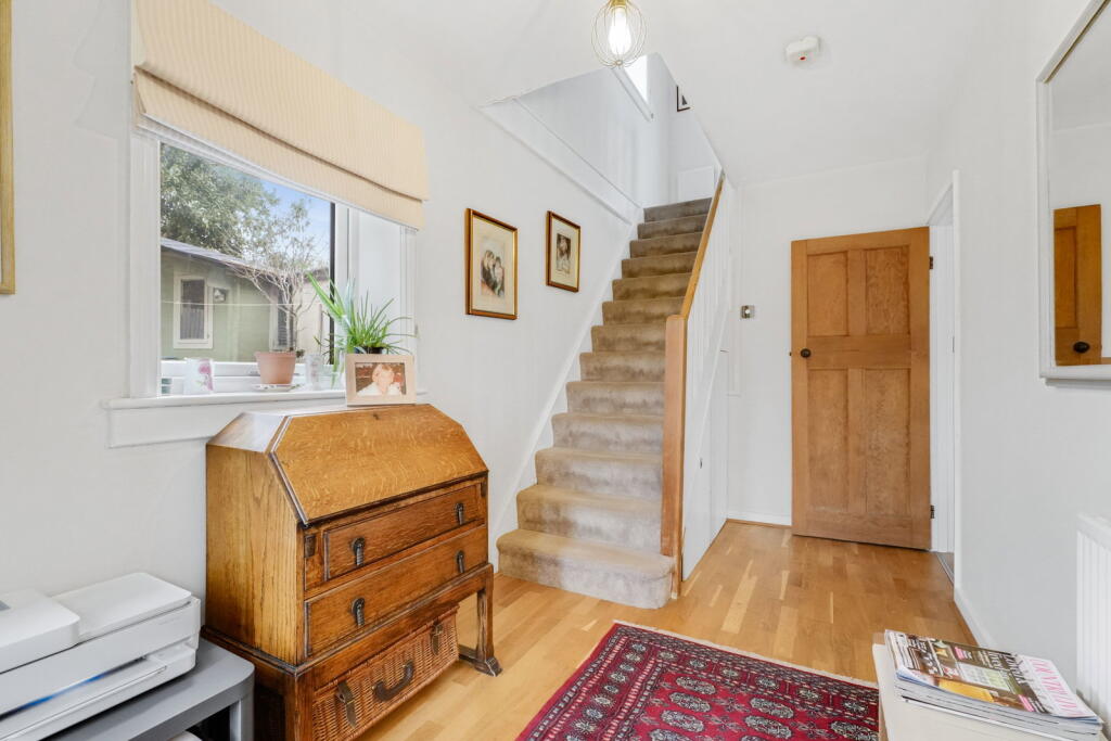 House in Northamptonshire, Newnham - More