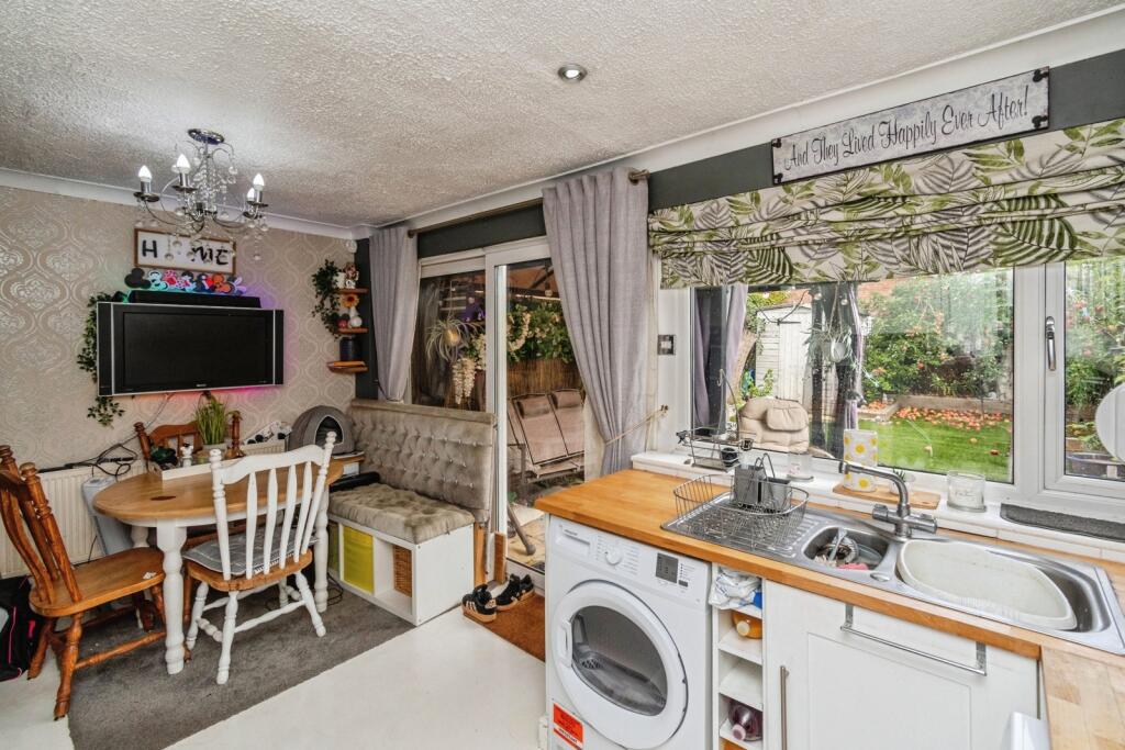 House in Walsall - View 5