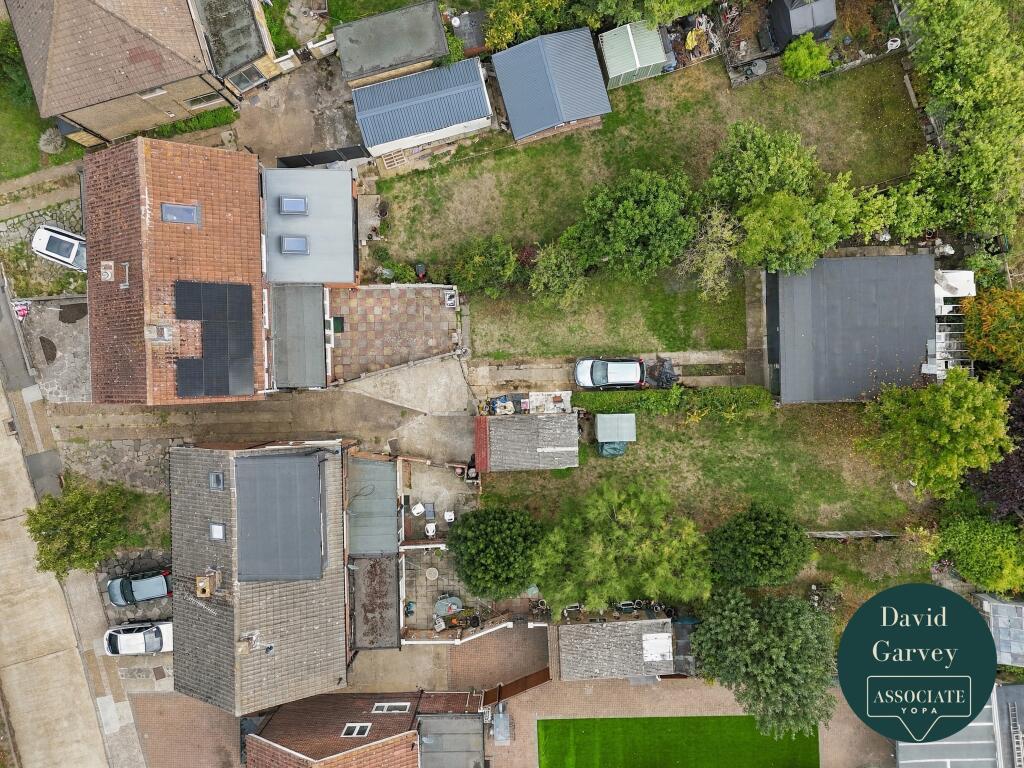 House in Romford - View 4