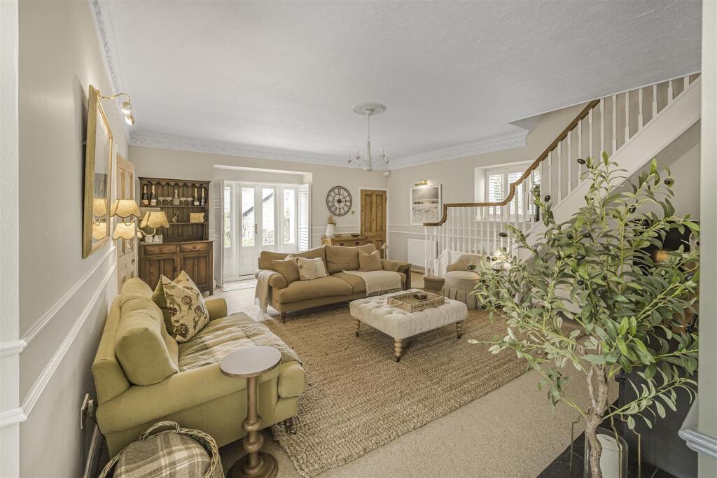 House in Cardiff, Llantwit Major - View 4