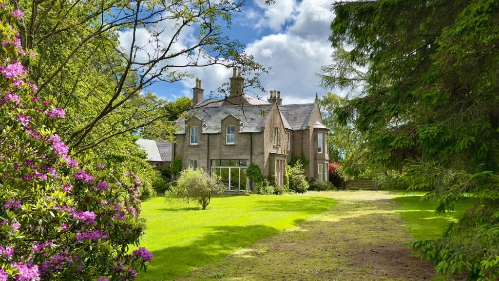 Main image of property: Law of Craigo Farmhouse, Craigo, Montrose, DD10 9LD