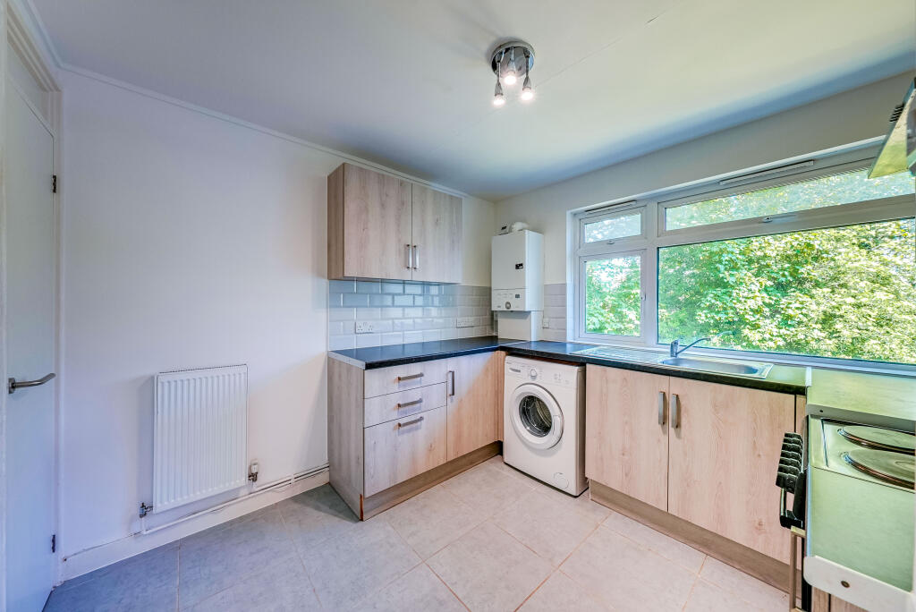 2-bed flat on Enderby Street, London, SE10, £355,000