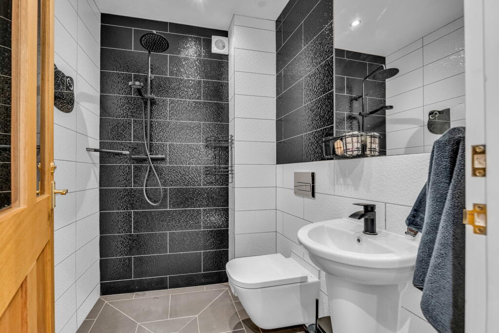 Additional image 19 of King George House, High Street, Bidford-on-Avon B50 4BQ