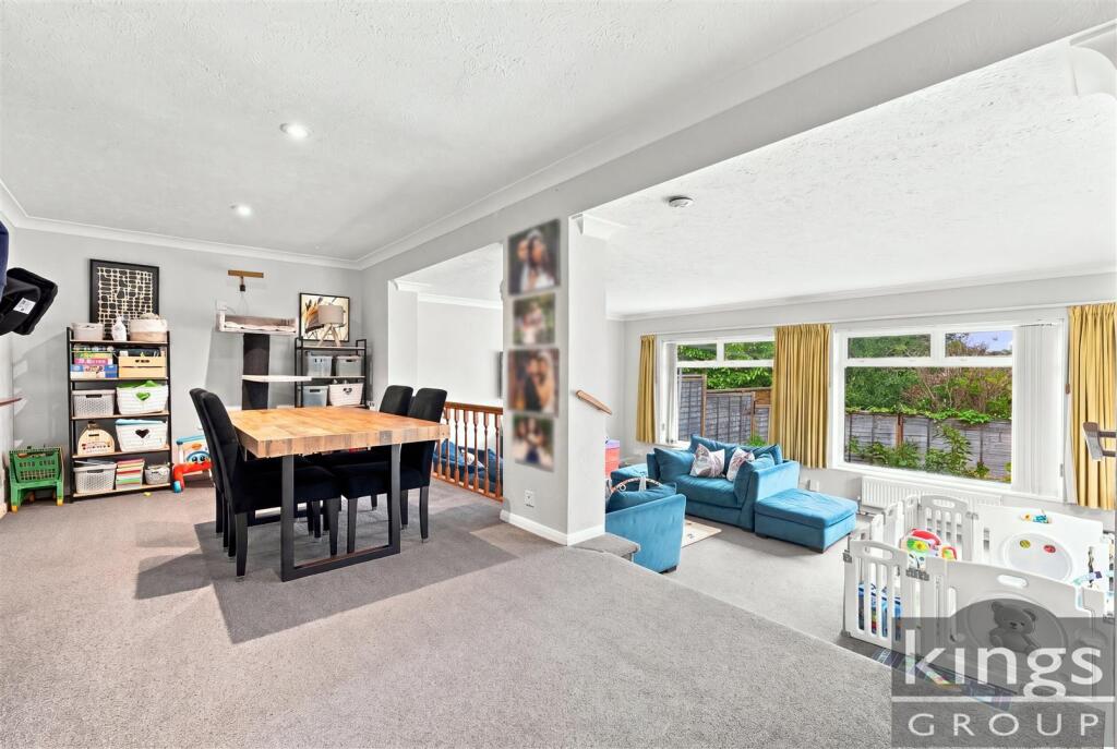 House in Welwyn Hatfield, Northaw and Cuffley - View 4