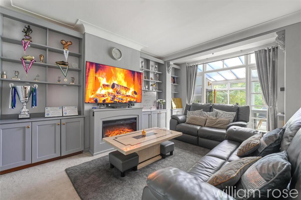 House in London, Woodford Green - More