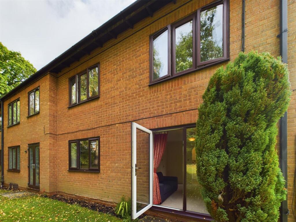 Additional image 8 of 94 Kendal Grove Solihull B92 0PS