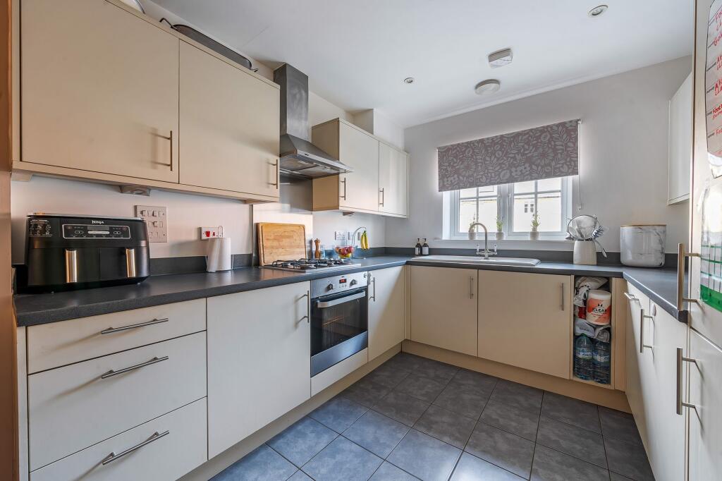 House in Tonbridge - View 5