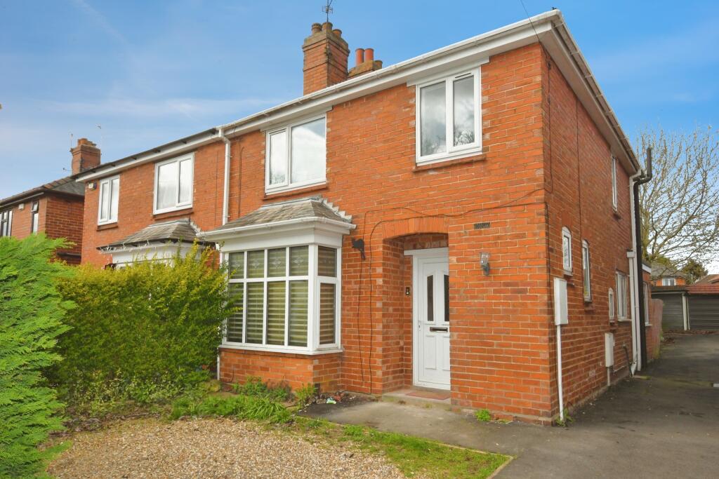 Main image of property: Roydon Grove, Lincoln, LN6