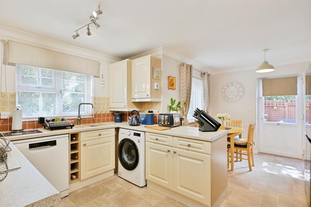 House in Peterborough - View 2