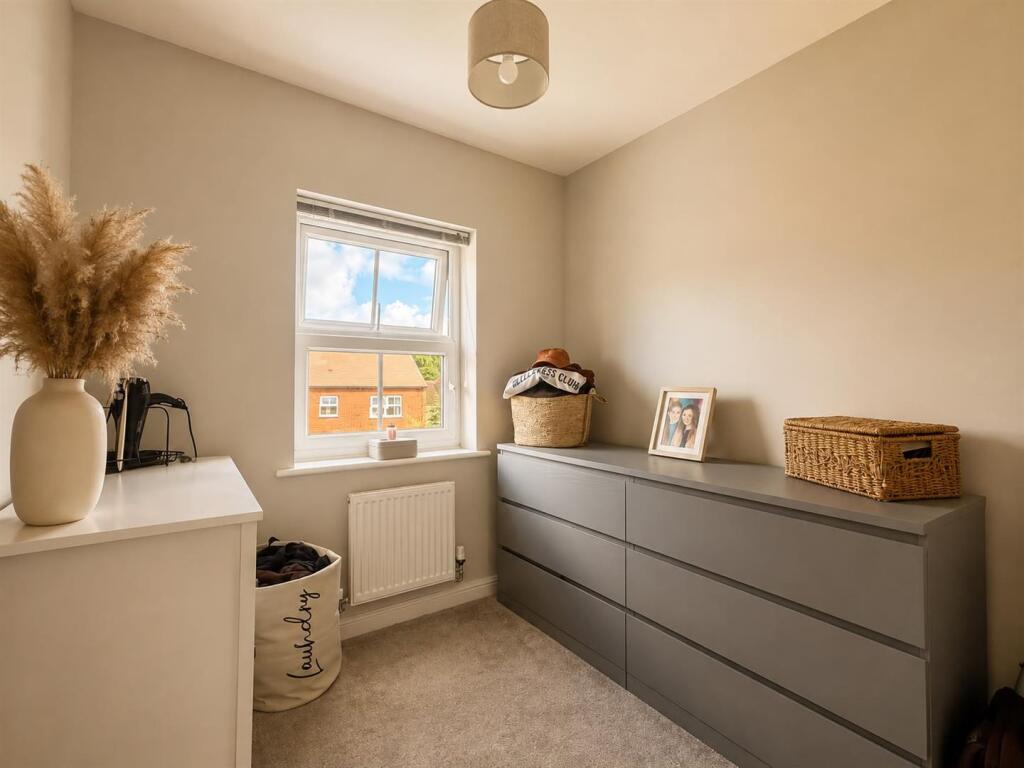 House in South Ribble, Golden Hill, Leyland - More
