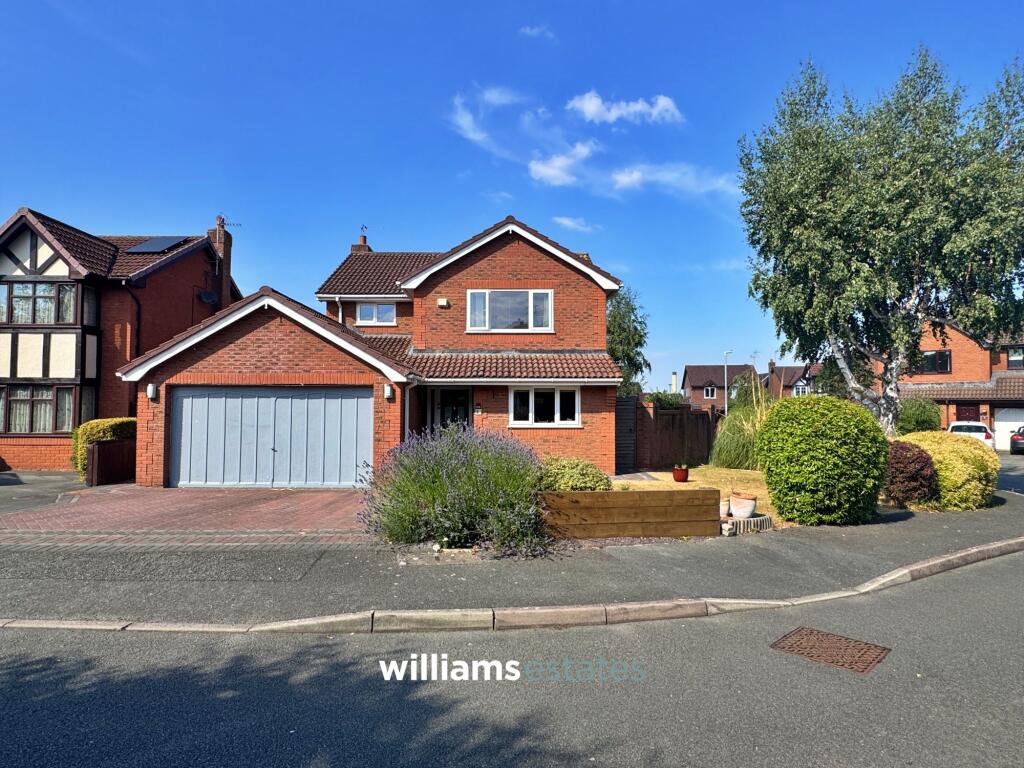 4-bed detached on Clos Deganwy, Bodelwyddan, LL18, £330,000
